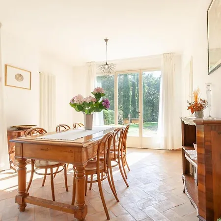 Holiday home Cozy Home In Pontedera Pi With Wifi *