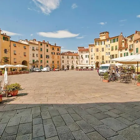 Cozy Home In Pontedera Pi With Wifi Holiday home *
