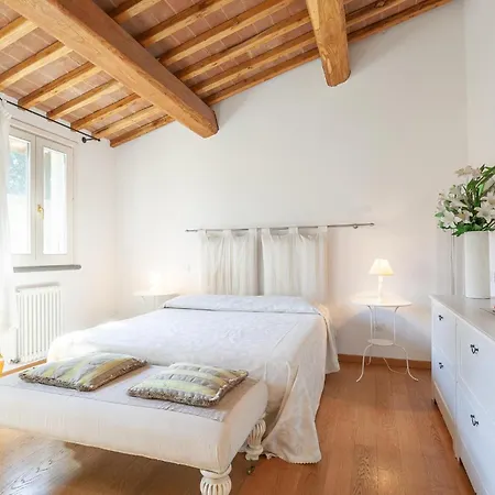 Holiday home Cozy Home In Pontedera Pi With Wifi Castel del Bosco (Pisa)
